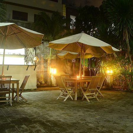 Budget Door Legian Inn Kuta  Ngoại thất bức ảnh