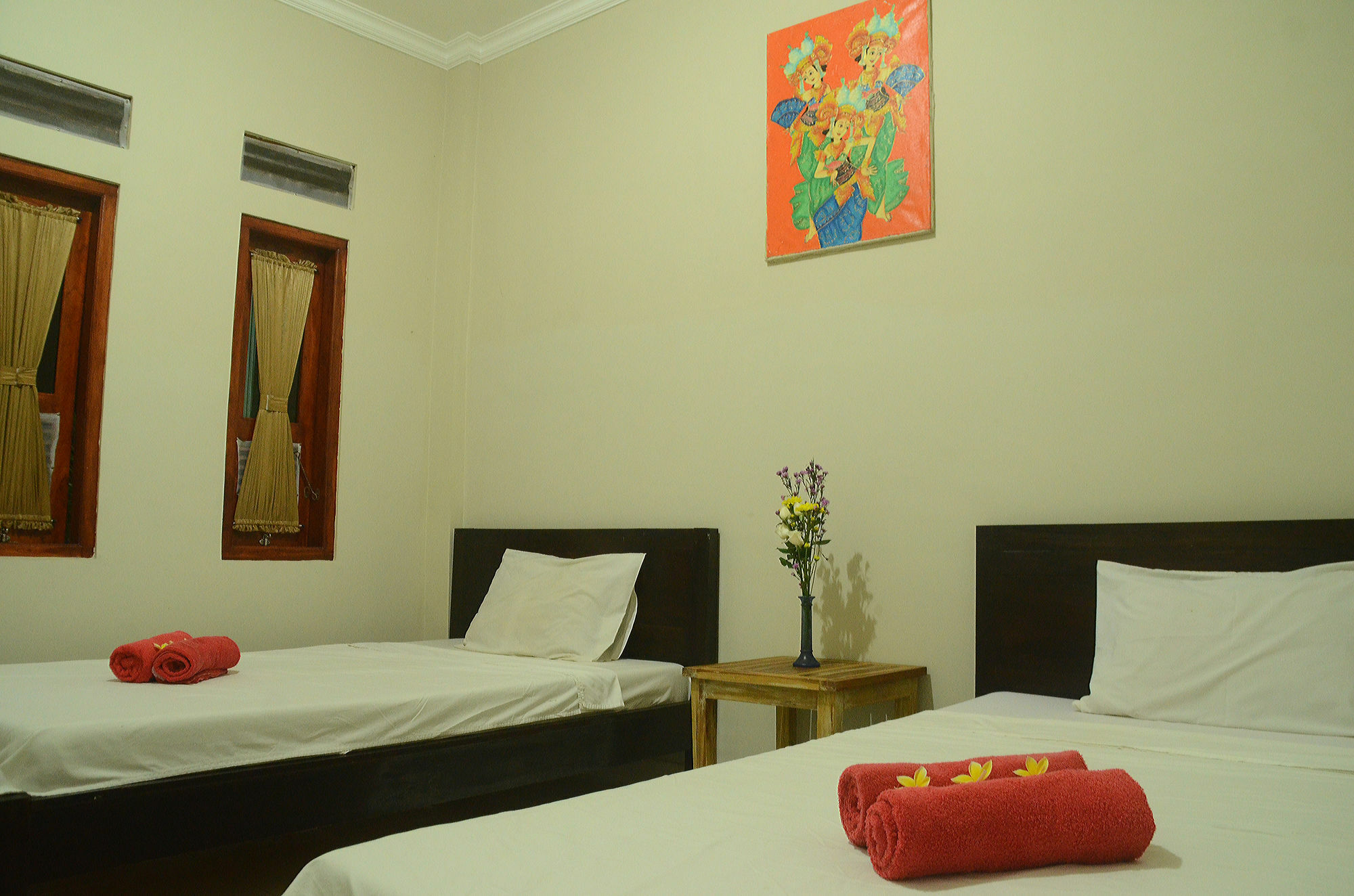 Budget Door Legian Inn Kuta  Ngoại thất bức ảnh