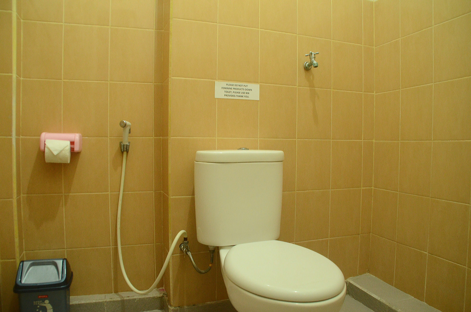 Budget Door Legian Inn Kuta  Ngoại thất bức ảnh