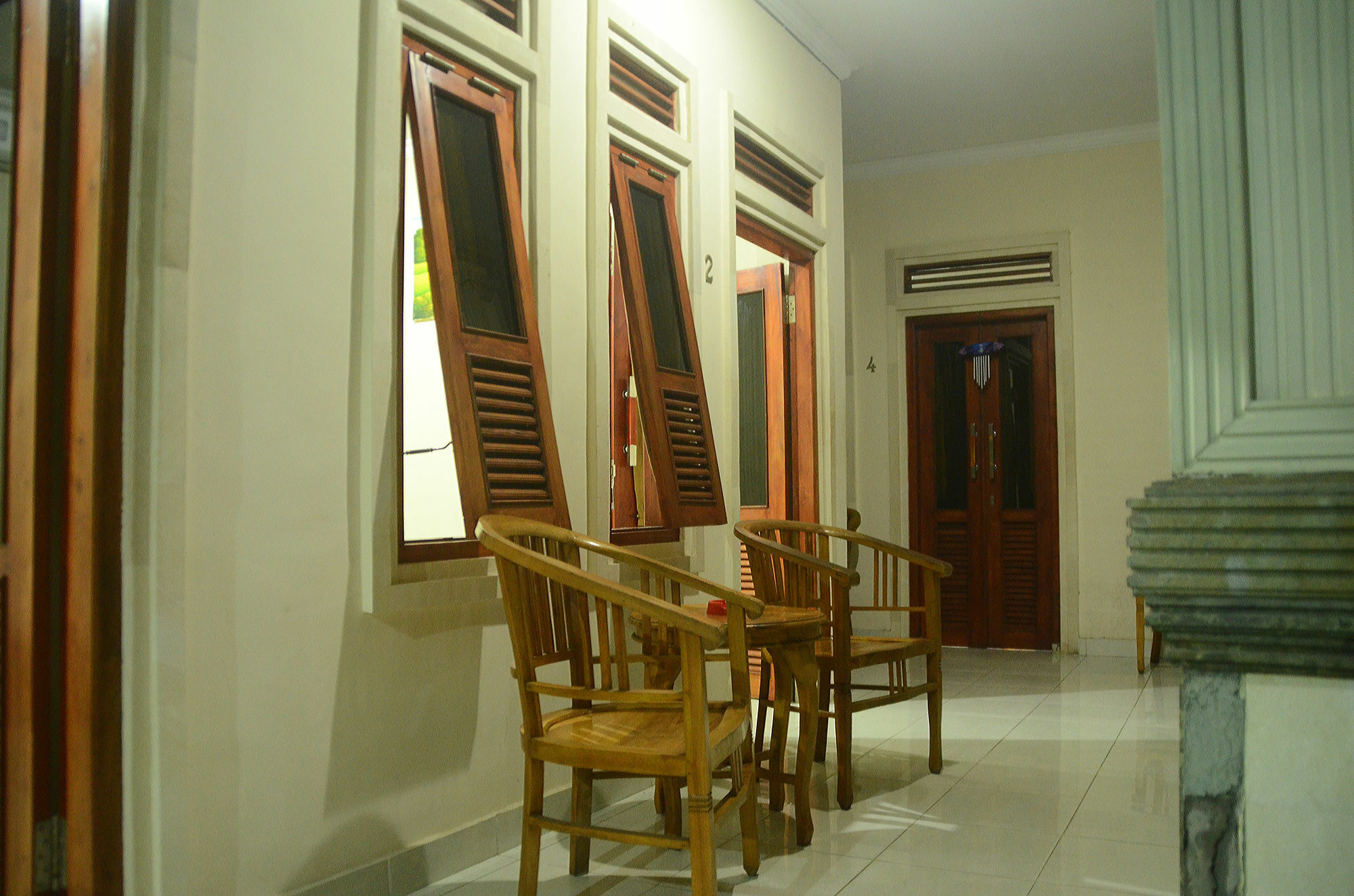 Budget Door Legian Inn Kuta  Ngoại thất bức ảnh